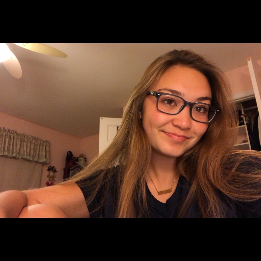 Meet your Posher, Caty